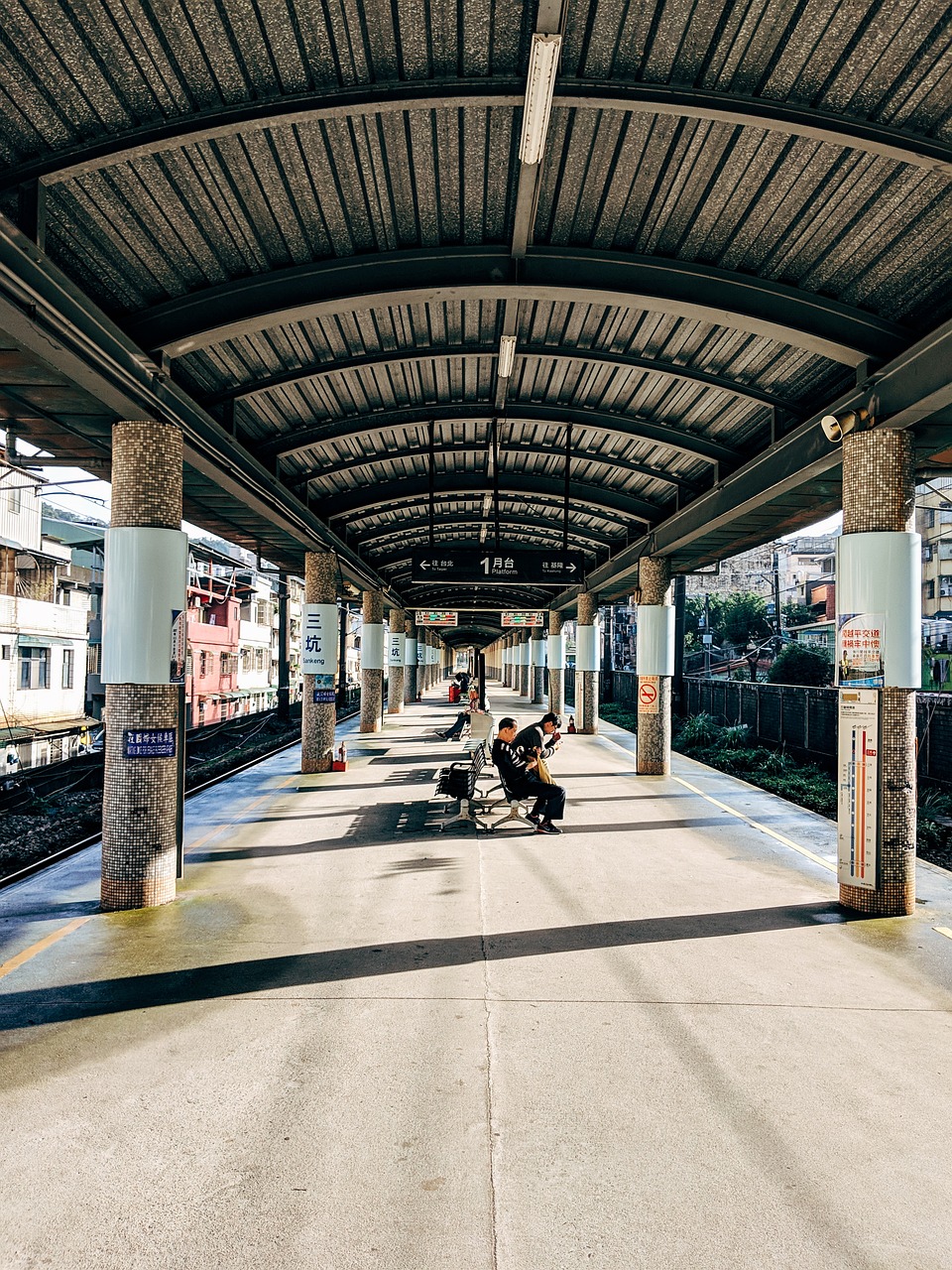 découvrez le interrail pass, le billet idéal pour voyager en train à travers l'europe en toute liberté et à petit prix.