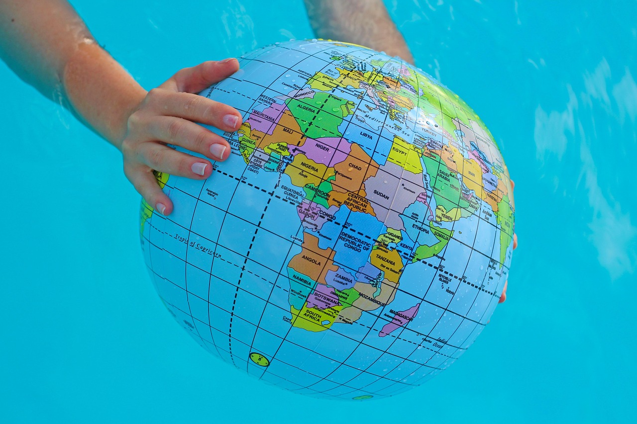 découvrez comment planifier un budget efficace pour votre tour du monde et profiter pleinement de votre aventure sans dépasser vos limites financières.