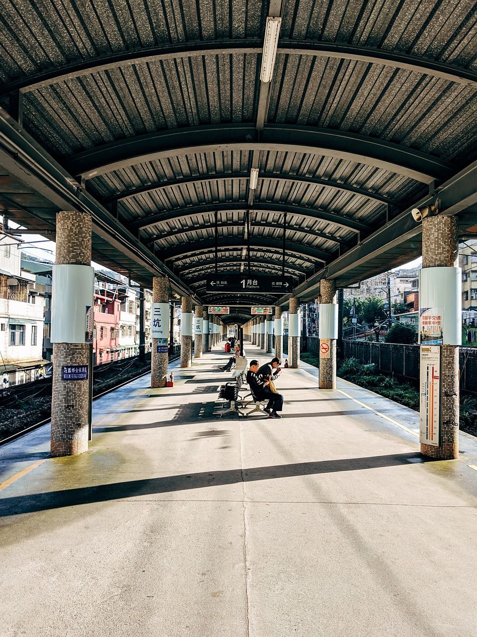 découvrez le interrail pass, le billet idéal pour voyager en train à travers l'europe en toute liberté et à petit prix.
