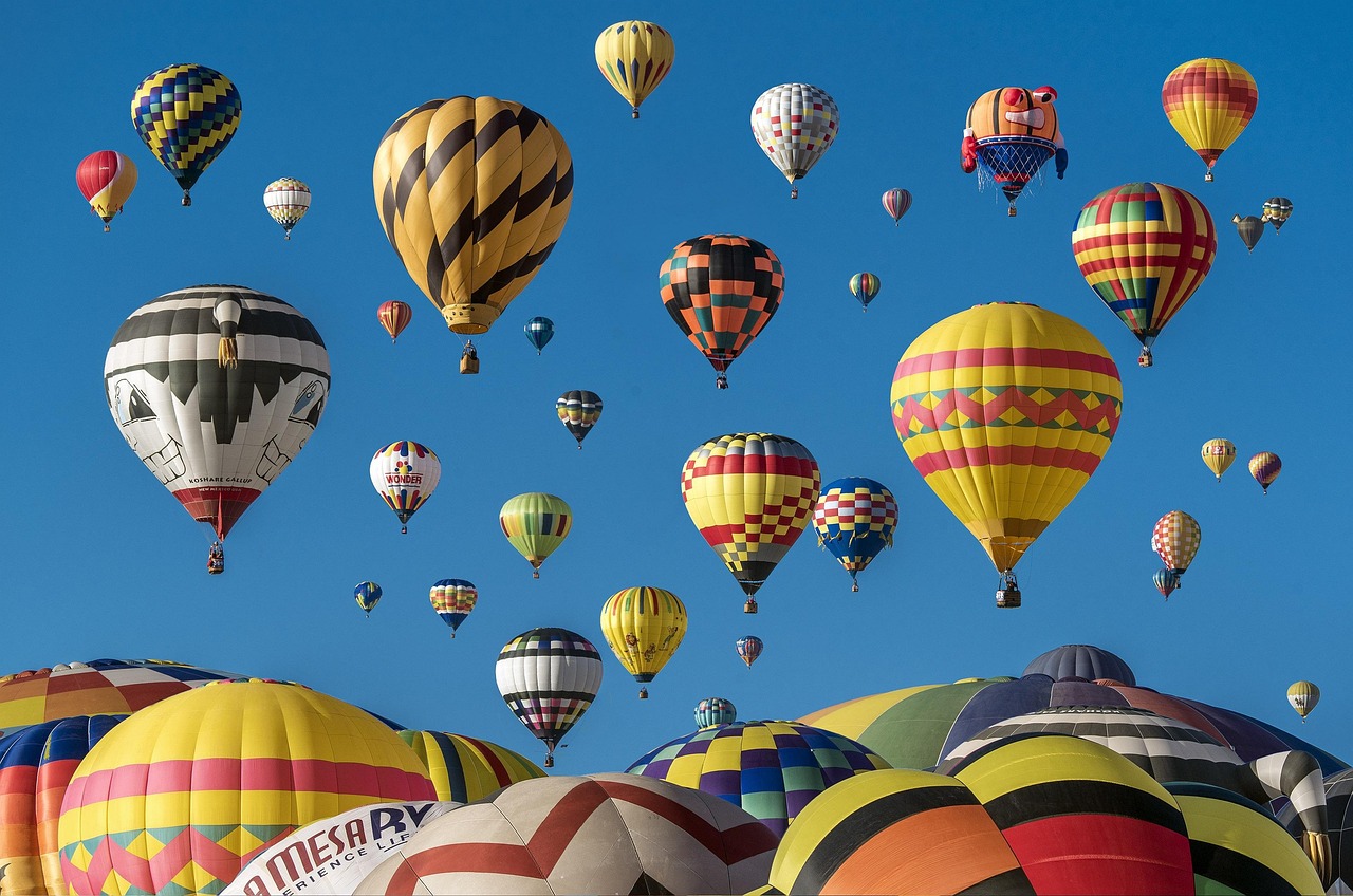 découvrez des aventures passionnantes à travers le monde : idées de voyages, conseils d'exploration et expériences inoubliables pour les amateurs de sensations et de découverte.